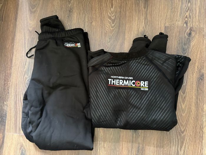 Thermicore Sub-Zero drysuit undersuit (Size:XXL) + Technical base layer (Size:XL)