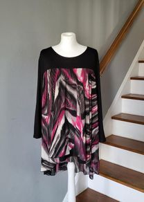 Saloos black & multicolour tunic, Size 20