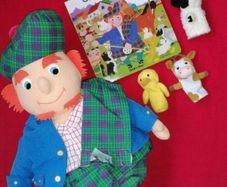 Old Mac Donald Soft Toy, 6 Finger Puppets & Board Book