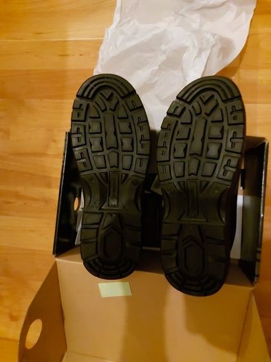 safety shoes