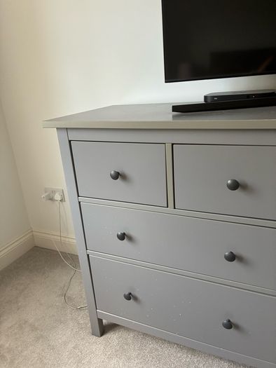 Hemes chest of drawers