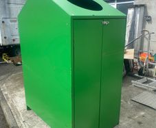 catering laundry basket. Bulk