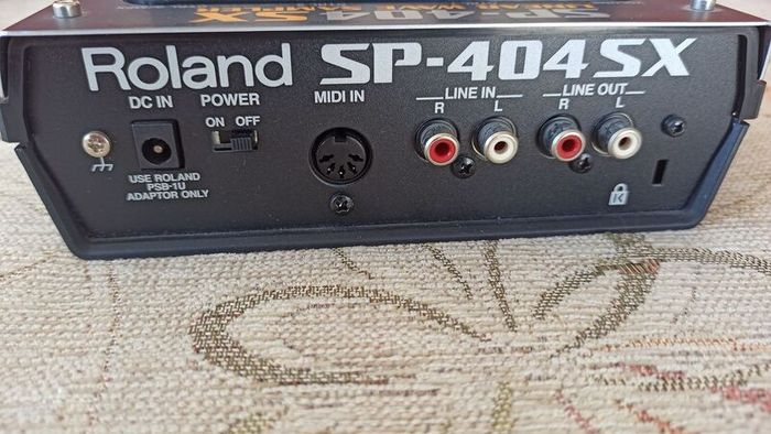 Roland SP-404SX Sampler