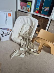 Tripp trapp newborn and baby set and storage shelf