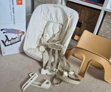 Tripp trapp newborn and baby set and storage shelf