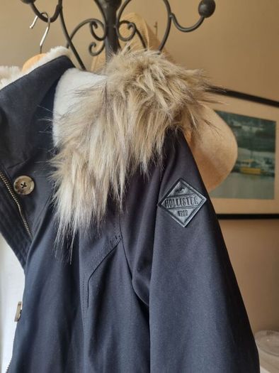 ladies Hollister jacket size 10