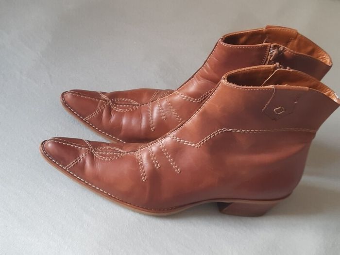 Paul Green Leather Ankle Boots Western Cowboy Style
