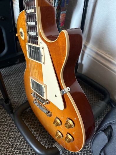 Gibson Les Paul 2020 Classic - Honeyburst