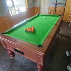 Pool Table and accessories