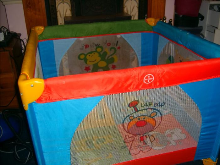 baby travel cot