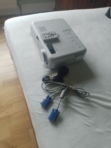 NEC VT46 LCD Projector 220W W/ Remote 4:3 Aspect Ratio