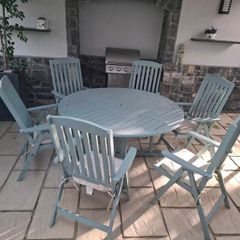 Outdoor Table & Chairs
