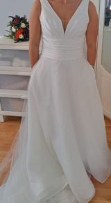 Wedding Dress (Ivory) with pockets