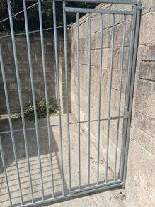 galvanised dog pen