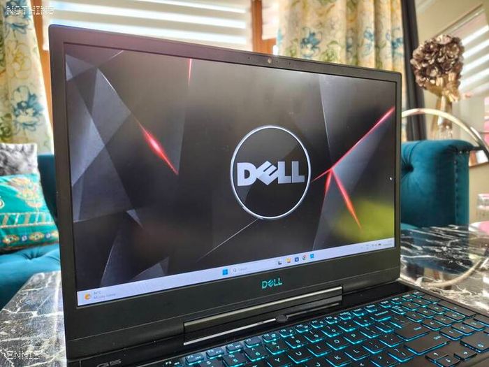 DELL 5 5590 Gaming laptop