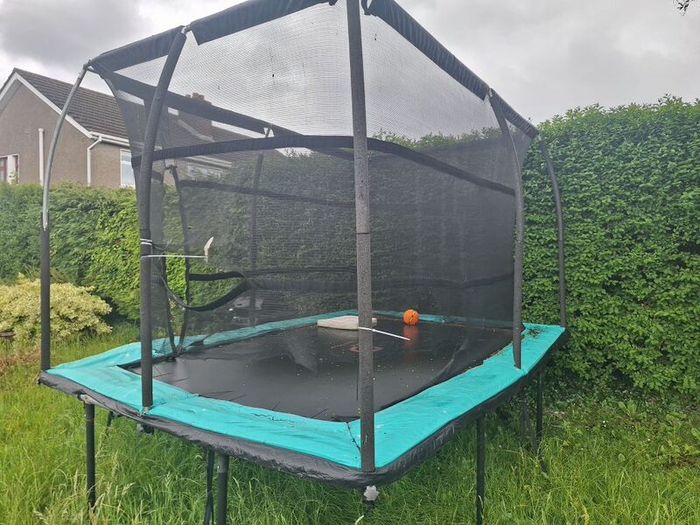 Trampoline