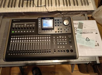 Tascam DP 24 SD