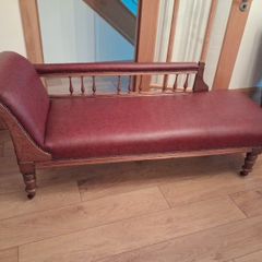 chaise longue