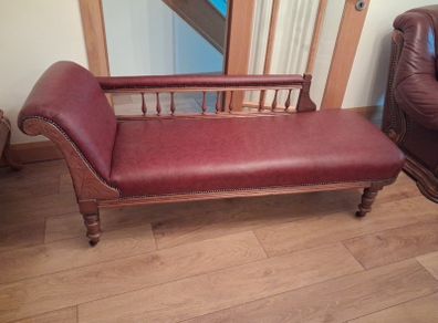 chaise longue