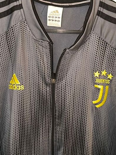 Juventus quarter zip size xs