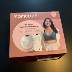 Momcozy breast pump