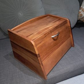 Bread Bin
