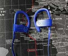 Power Beats 3 w1 chip ( Blue Colour)