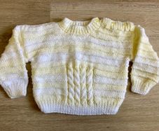 Hand knit baby jumper, new 6-12m approx