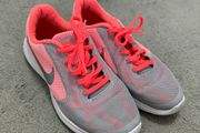 Nike Lightweight Grey &amp; Pink Mesh Running Shoes - Coral Accent Athletic Trainers
