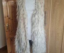 Me Jane Long Faux Fur Gilet