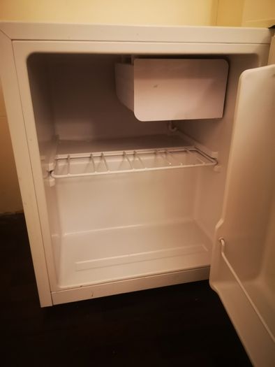 PowerPoint Tabletop Fridge
