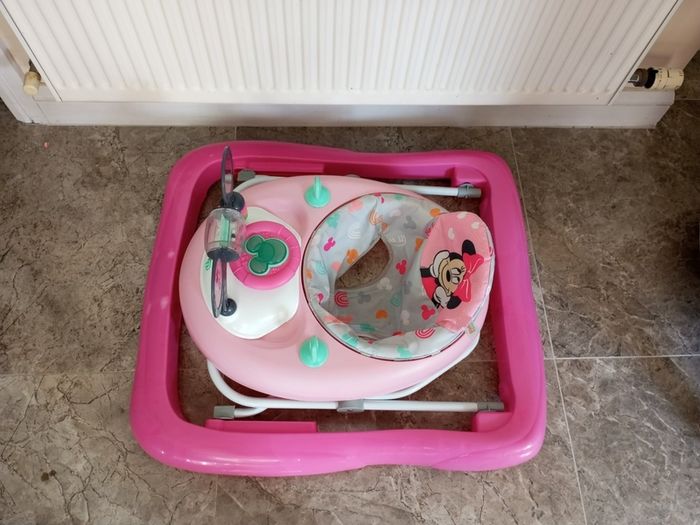Minnie mouse baby's walker