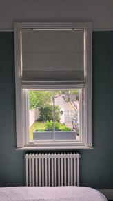 2x Ivory Linen Roman Blinds & Mechanism