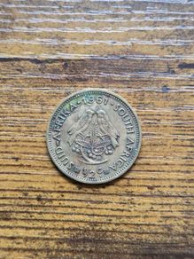 1961 South African 1/2 Cent brass coin