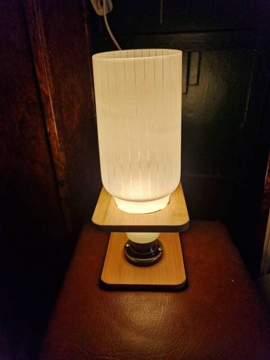 1 Retro Vintage Mid Century Glass shade /repro base  Table lamp