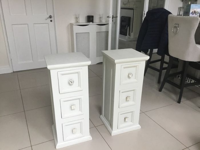 Living room lamp stands/Bedroom lockers
