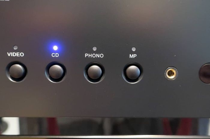 Current Model NAD C316BEE V2 Stereo Integrated Amplifier As New pristine