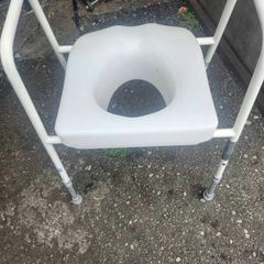 toilet seat aid