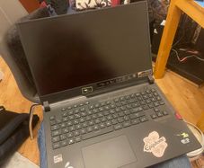 ASUS ROG Strix Scar 17 Gaming laptop for parts