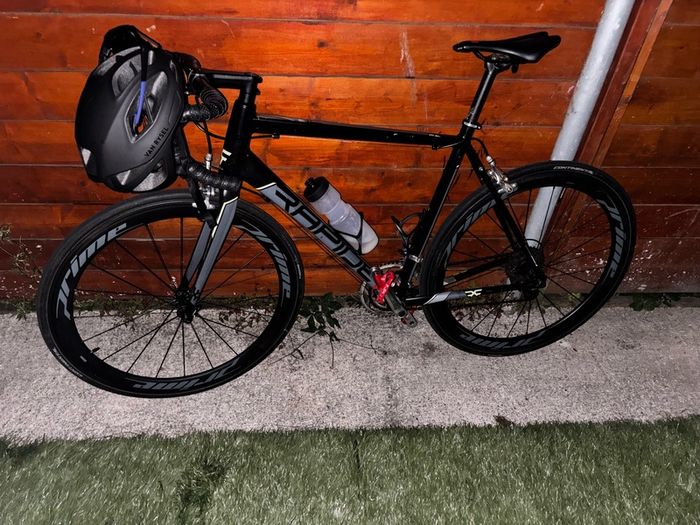 Road bike