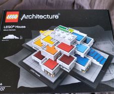 Lego Architecture 21037
