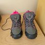 waterproof trekking shoes Image 2