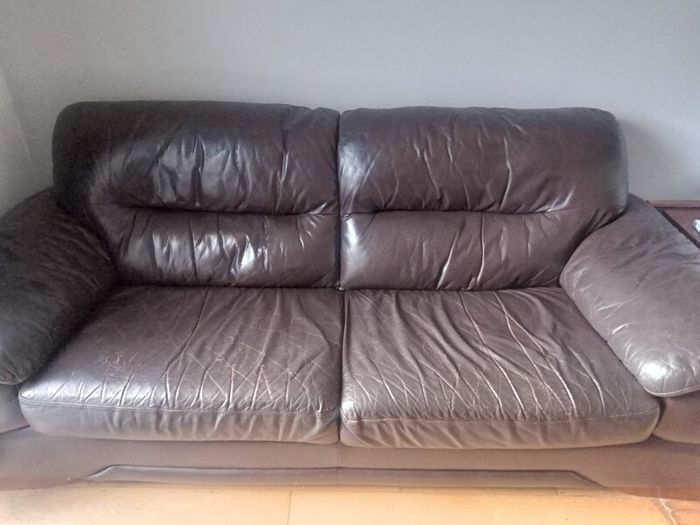 couches 2 and 3 seater