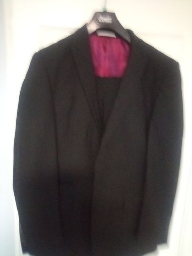 .mans.  2. Piece. Black.  Suit