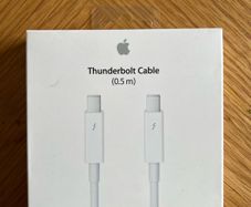 Apple Thunderbolt Cable 0.5m Model A1410 Md862zm/a