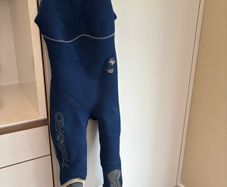 ladies wetsuit