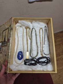 8 Vintage Necklaces Bundle