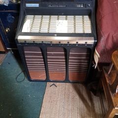 Vintage Rock Ola Juke Box