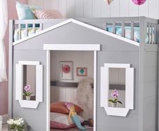 Kids Playhouse Bed