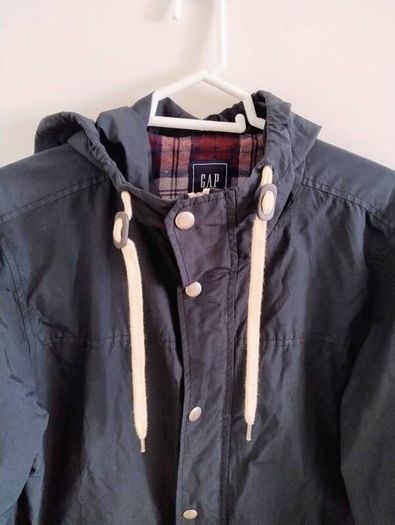 GAP ladies jacket coat with hood and zip and clip button closure in very good condition with no issues see last three photos for exact measurements size large FREE STANDARD POSTAGE INCLUDED